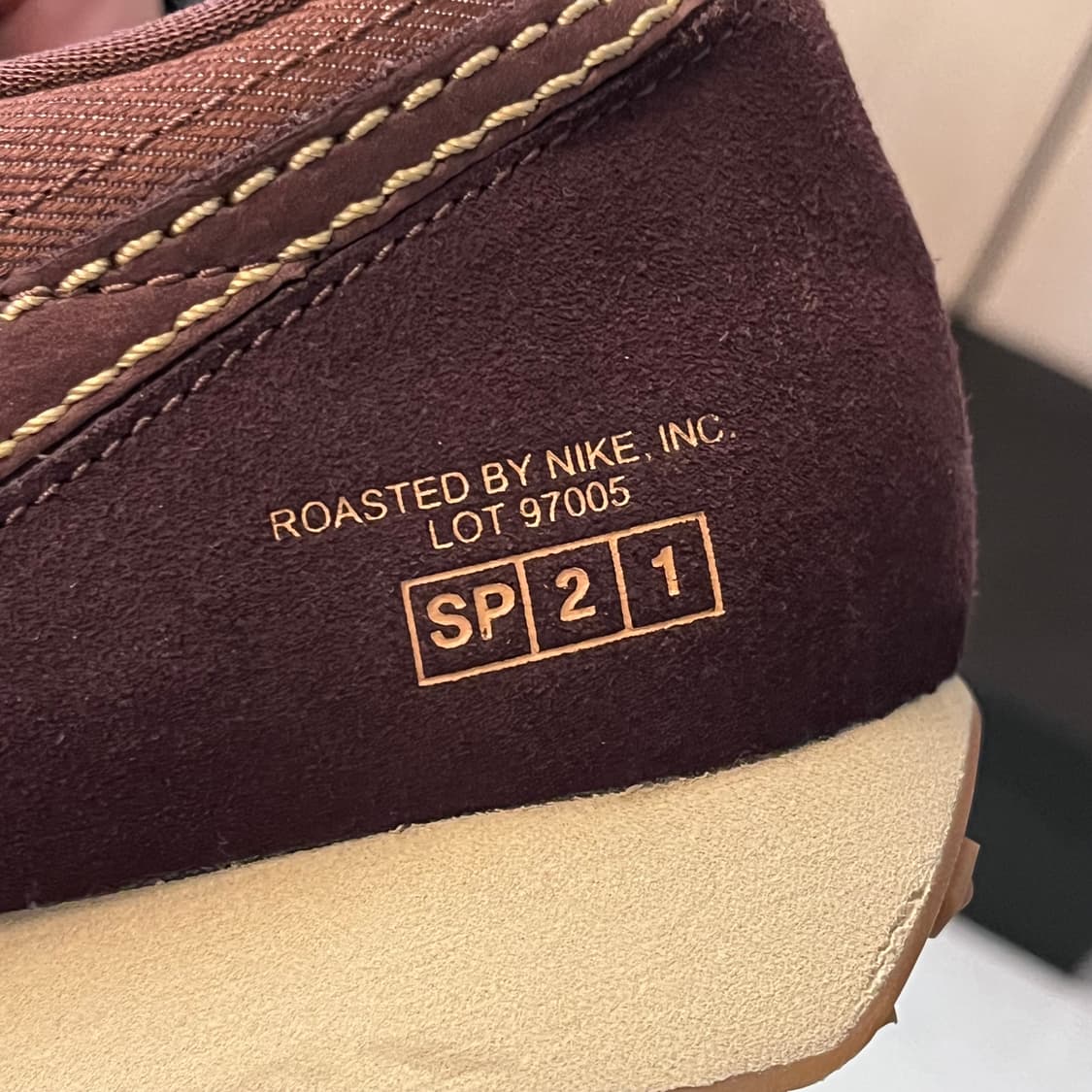 Nike 마호가니 데이브레이크 시즌한정 290size 상품이미지3