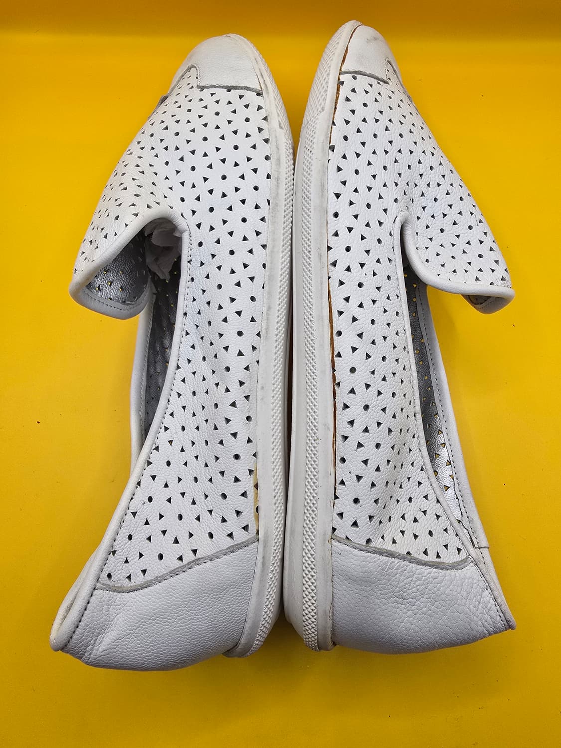 소유 펀칭 가죽 슬립온 / 스니커즈 245 상품이미지4