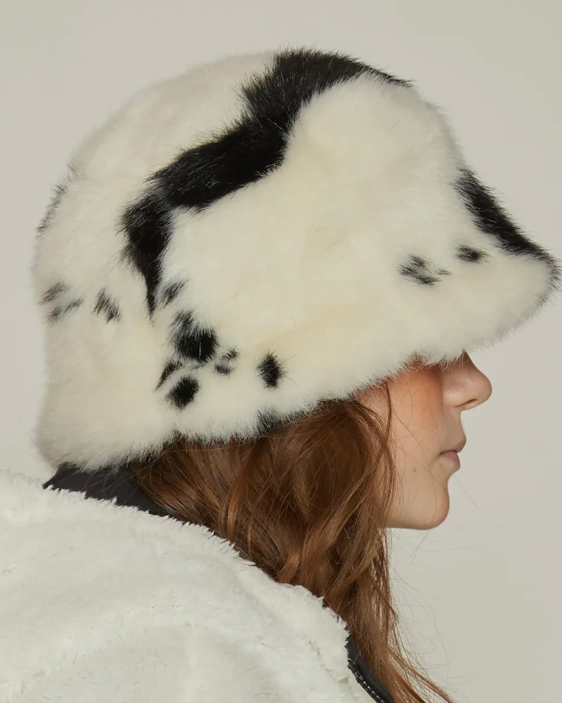 러브이즈트루 달마시안 퍼 버킷햇 상품이미지2