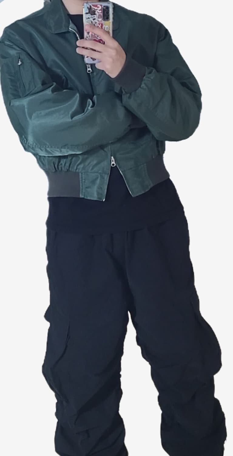 크롭 MA-1 항공 점퍼 자켓 카키 색상 상품이미지5