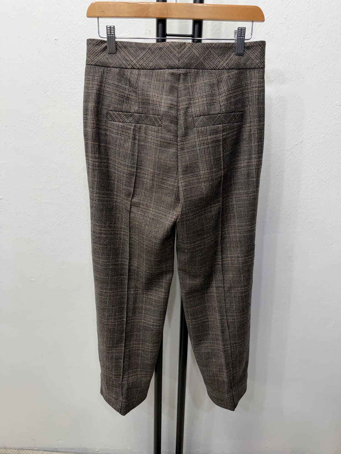 정품) 럭키슈에뜨 체크무늬 모재질 슬랙스 바지 36(28) 상품이미지4