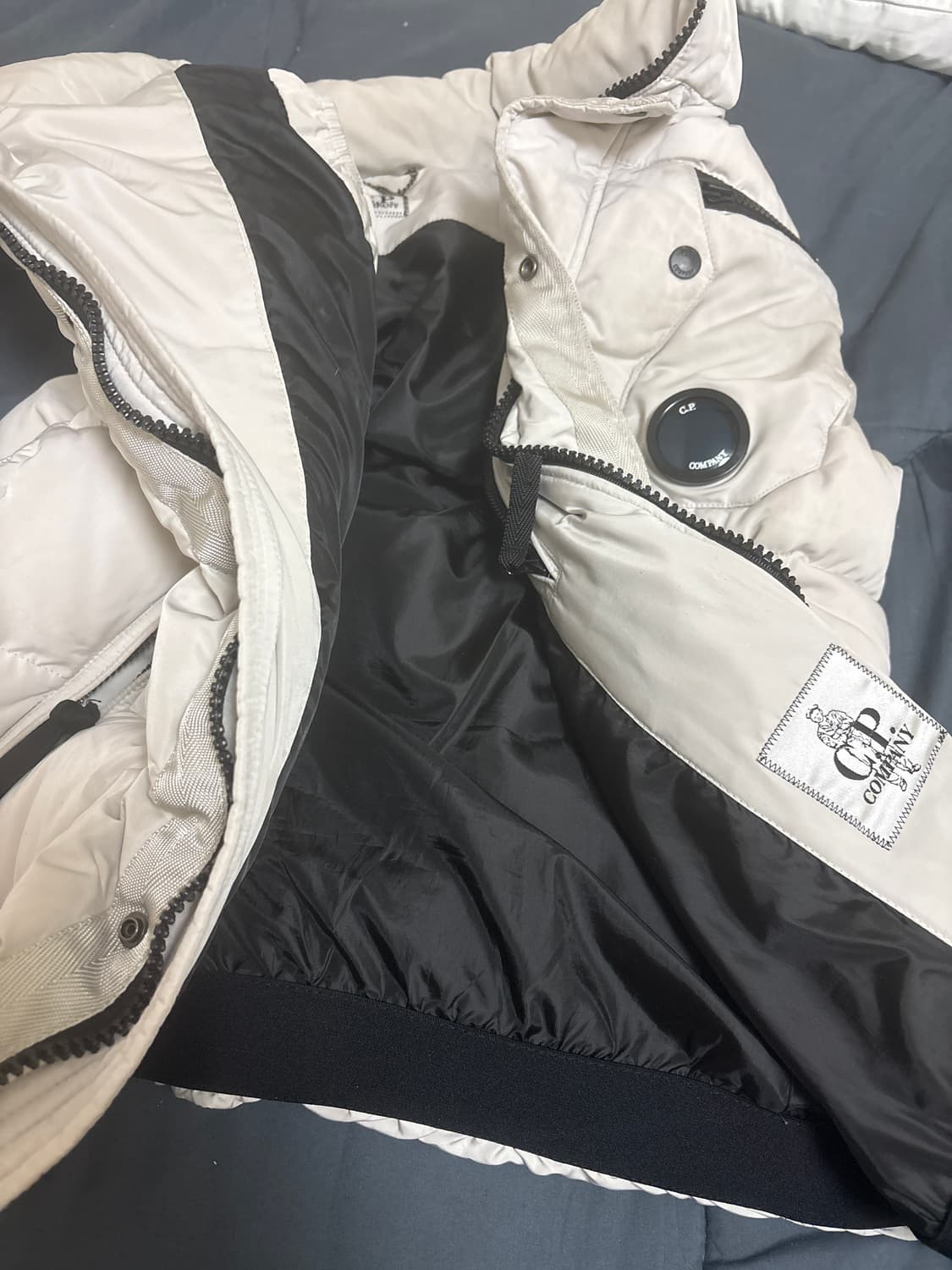 cp 컴퍼니 조끼패딩 상품이미지3