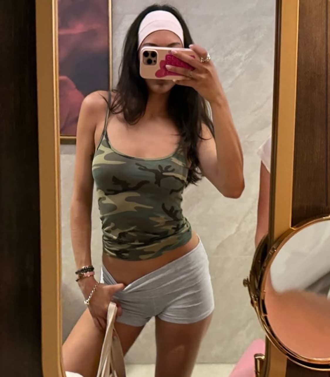 Brandy melville 브랜디멜빌 카모 슬리브리스 상품이미지3