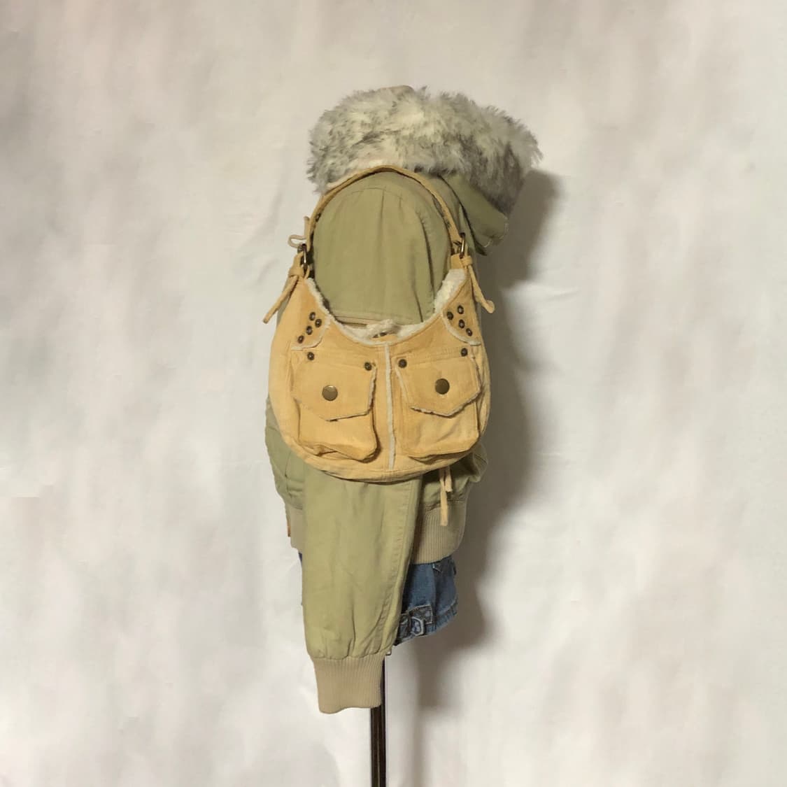 코듀로이 포켓 숄더백 베이지 상품이미지7