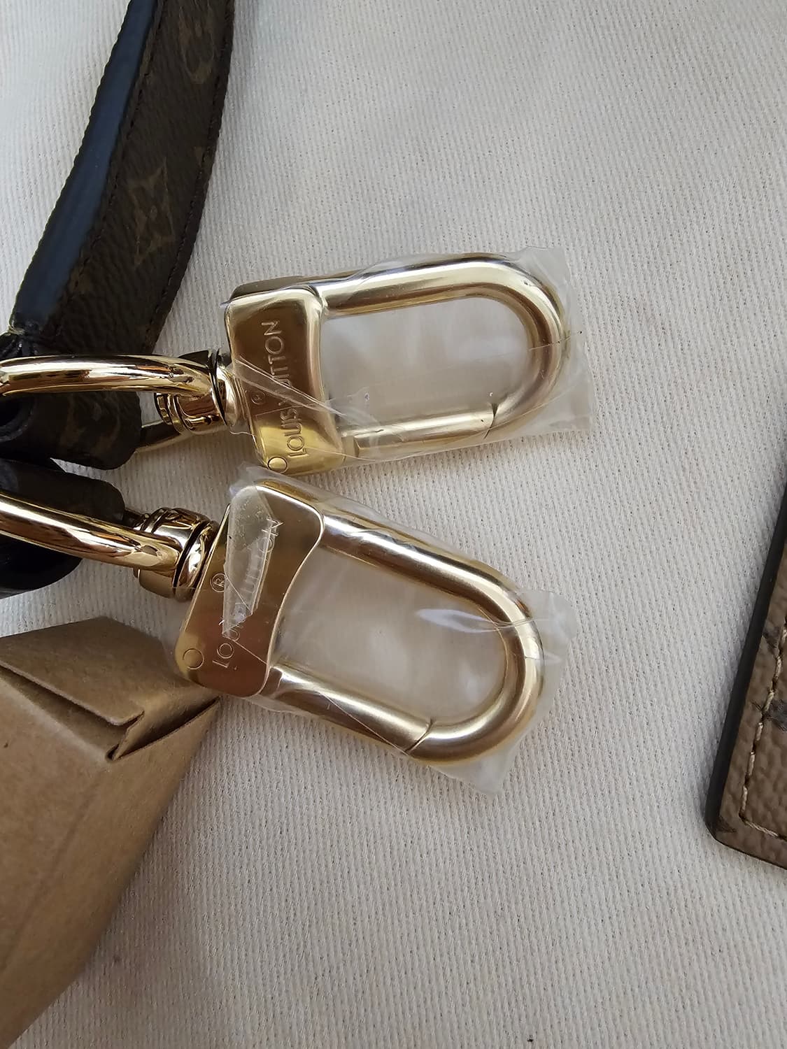 루이비통 리버스 자이언트 모노그램 키폴45 25Fw (새상품) 상품이미지8