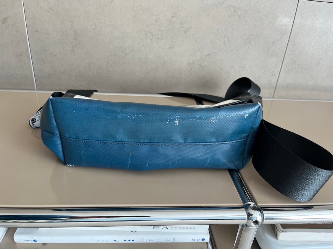 프라이탁 크로스백 상품이미지3