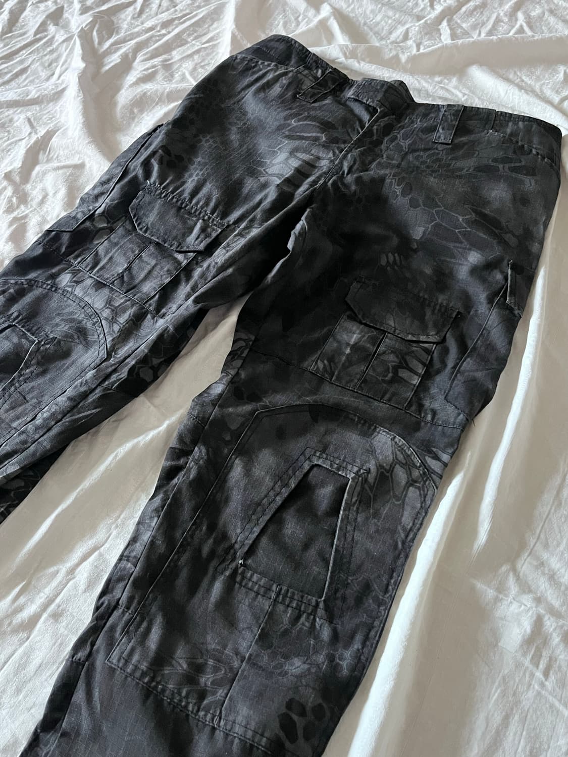 Python Pattern Detail Cargo Pants 상품이미지2