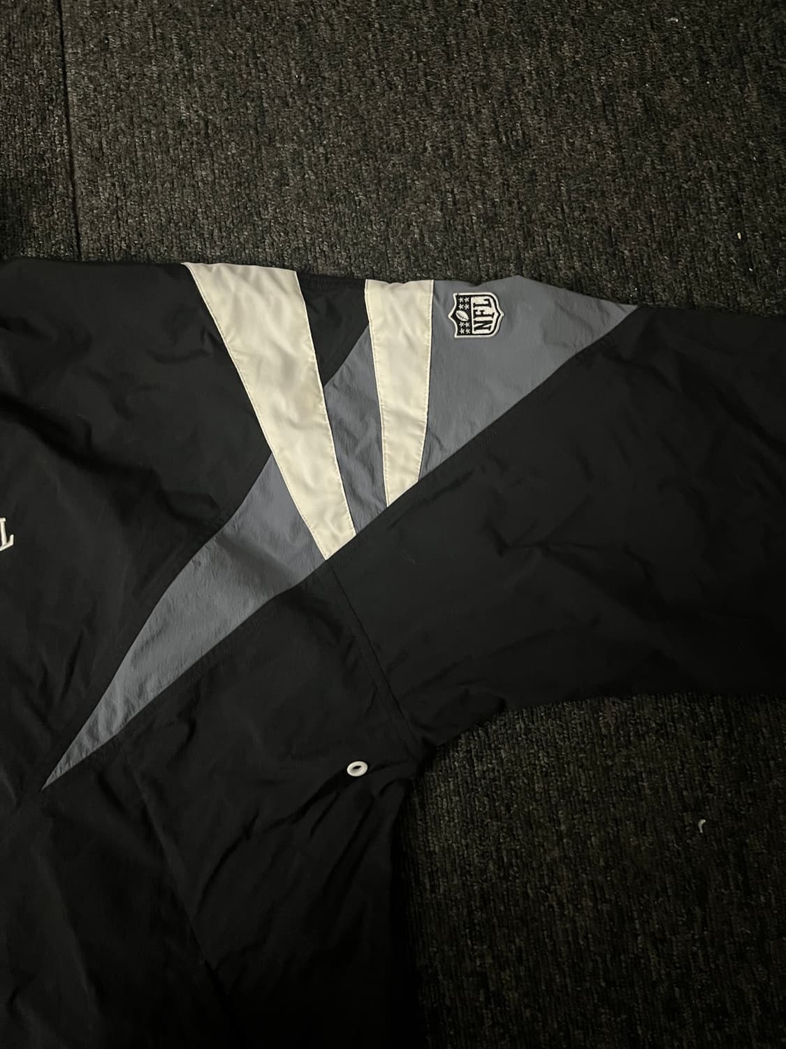 NFL 블랙 바람막이 상품이미지3