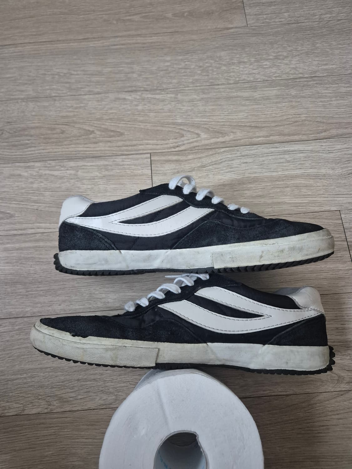 수페르가 블랙 스니커즈 상품이미지3