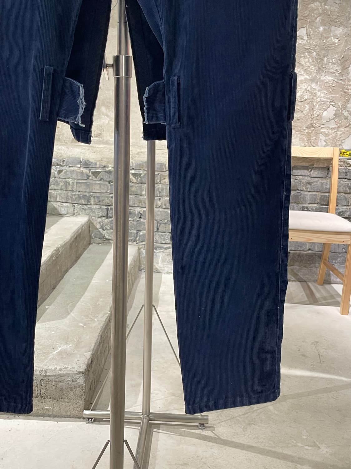 사카이 19A/W 네이비 아프론 코듀로이 팬츠 상품이미지5