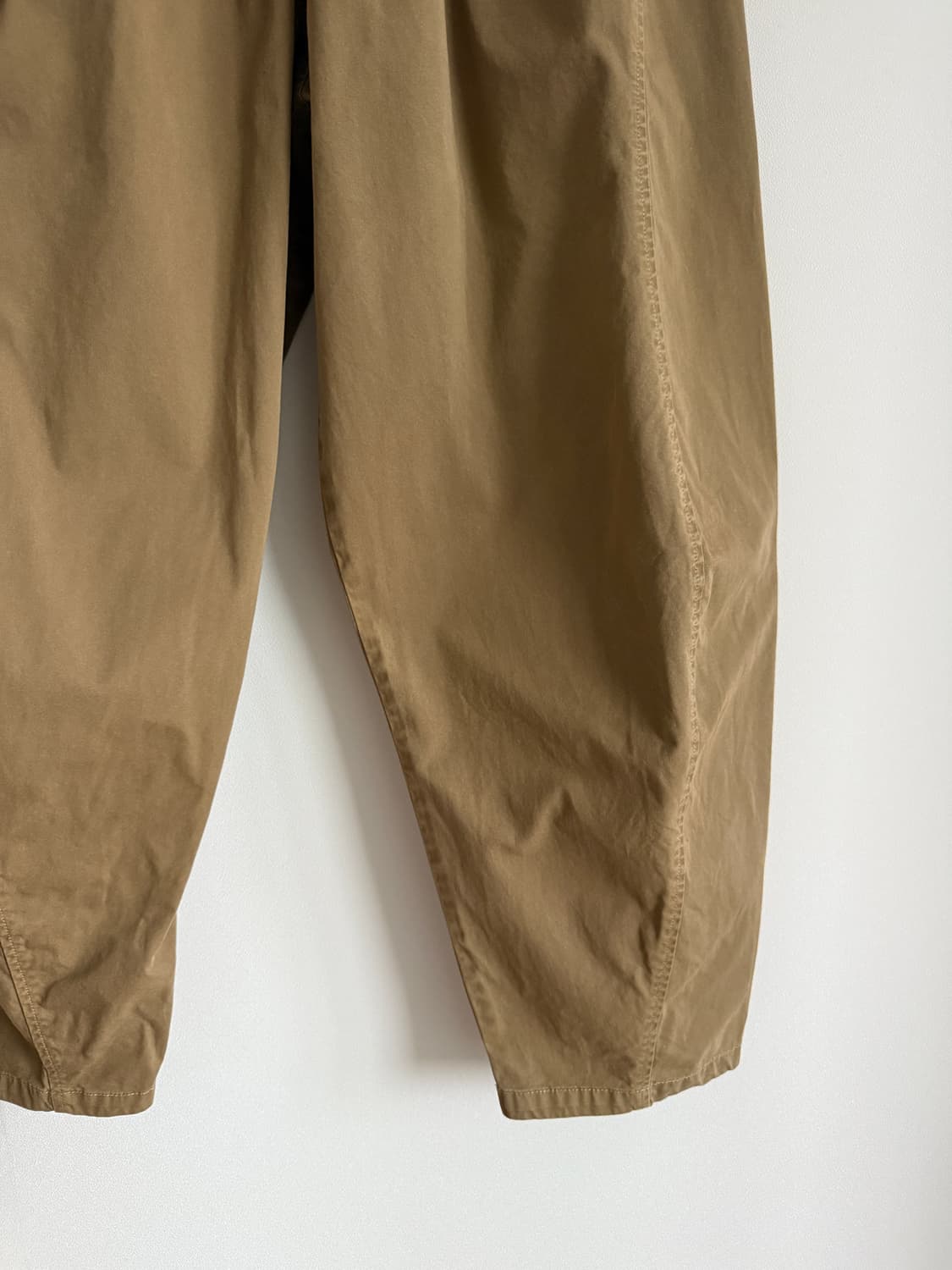 헨릭 빕스코브(HENRIK VIBSKOV) 코튼 팬츠 78,000원 -  상품이미지3