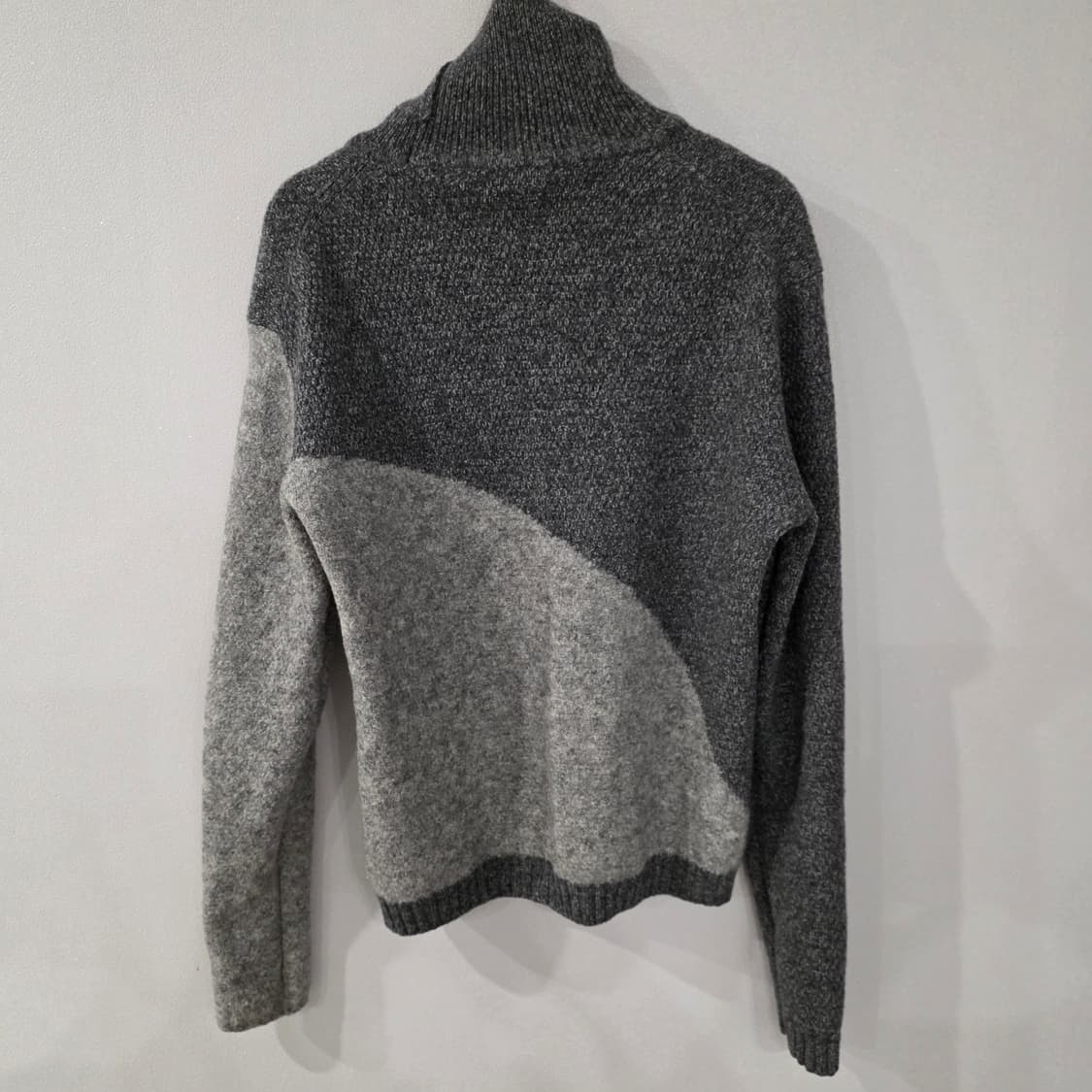 솔리드옴므 여성 배색 니트 상품이미지5