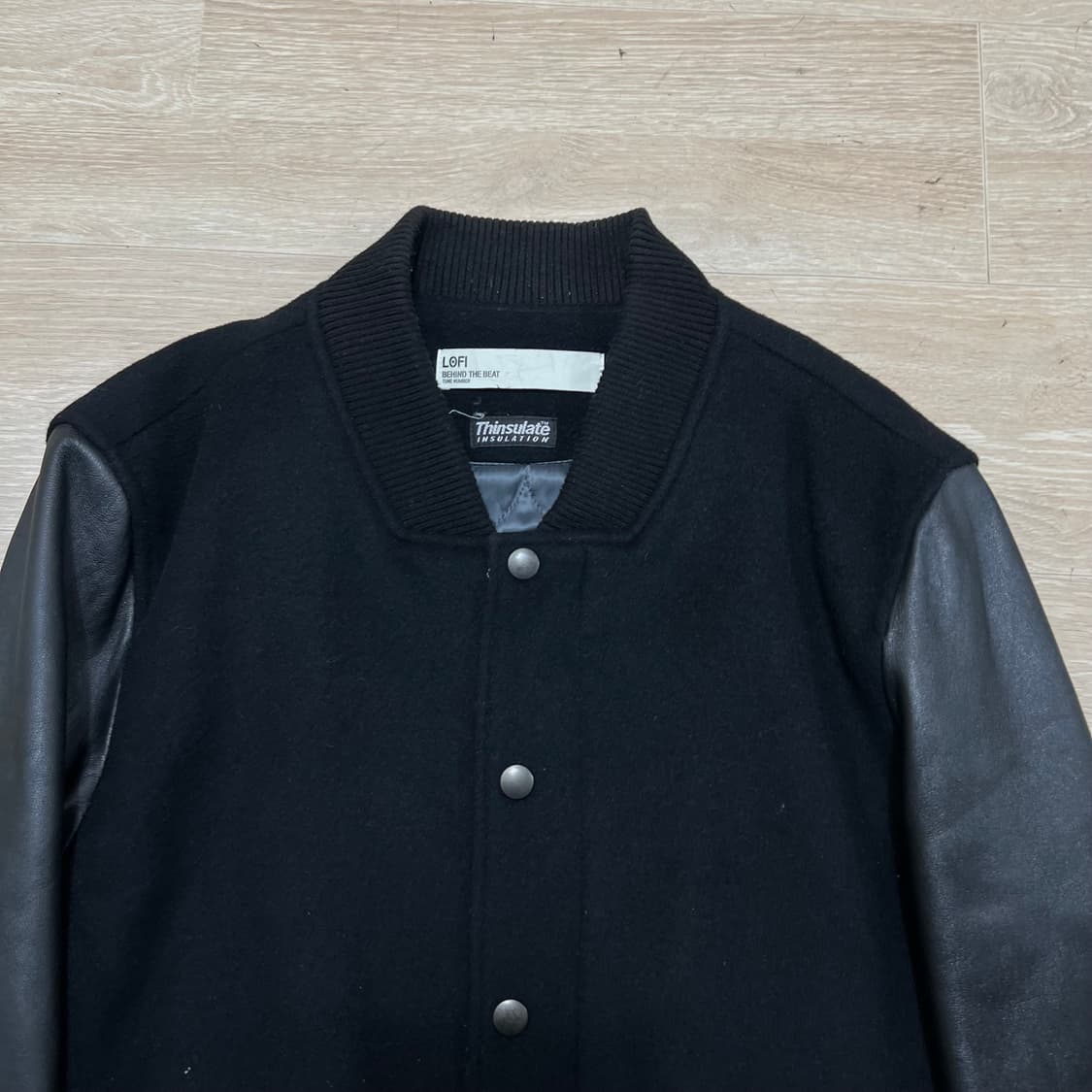 로파이 신슐레이트 양가죽 배색 스타디움 바시티자켓 [블랙] L/100 상품이미지2