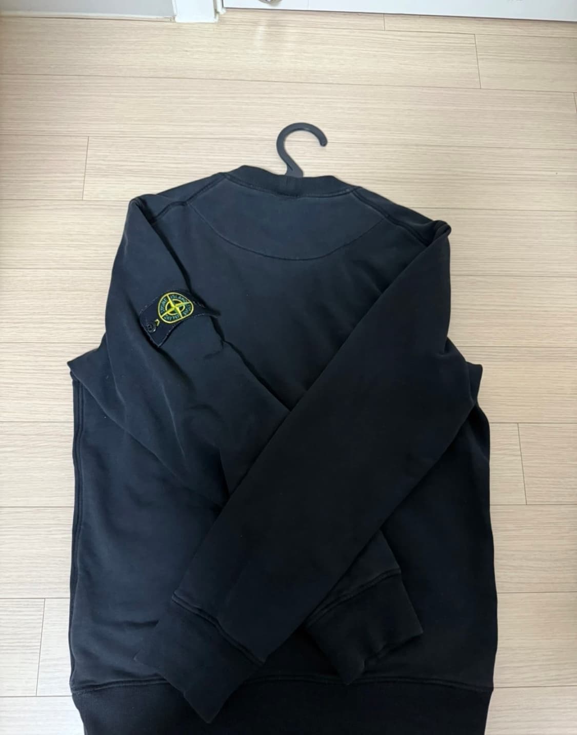 스톤아일랜드 맨투맨 상품이미지1