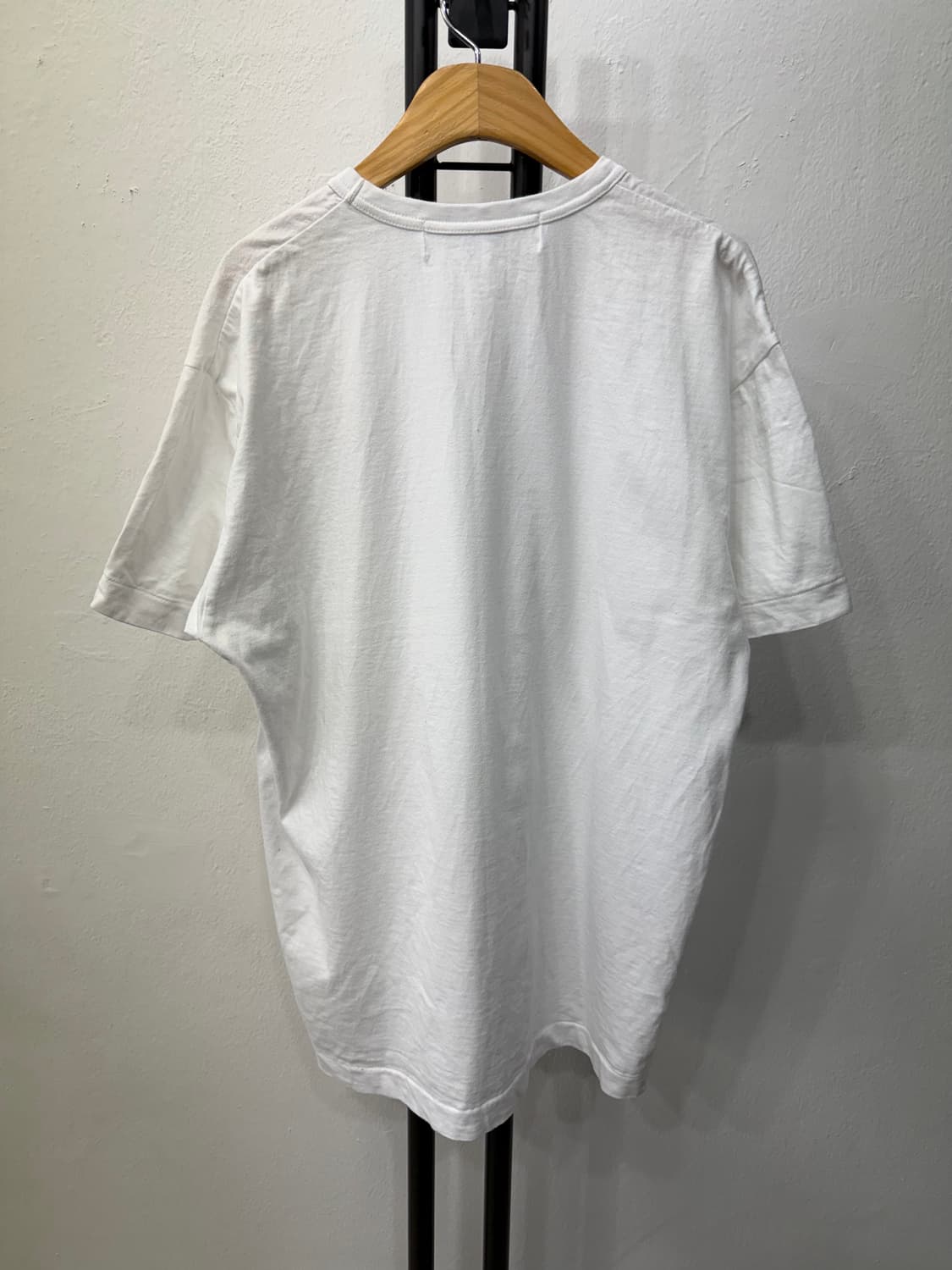 정품) 꼼데가르송 24ss 남성 반팔티 XL 상품이미지5