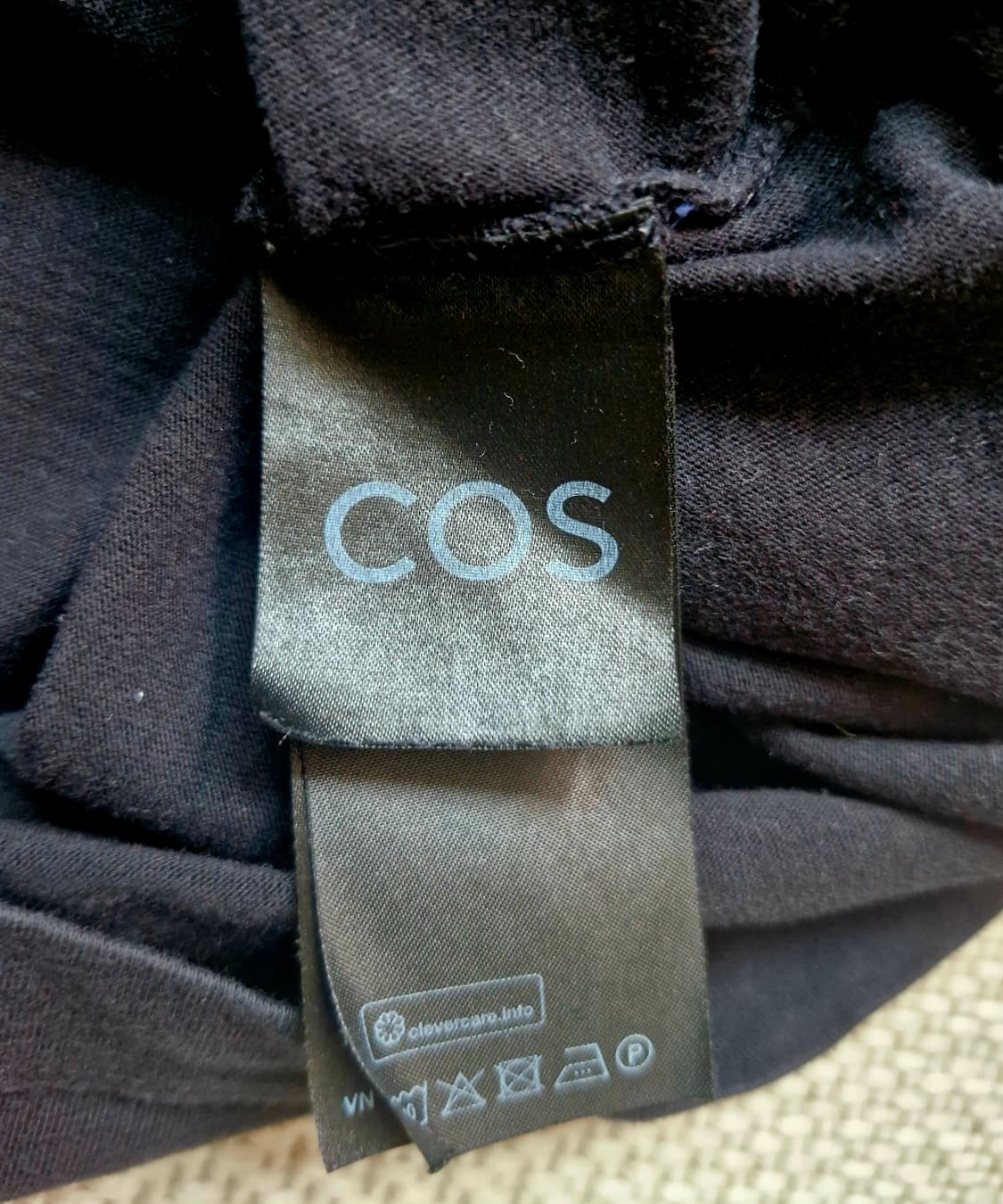 COS 코스 레귤러 브러쉬드 반팔티 L  상품이미지6