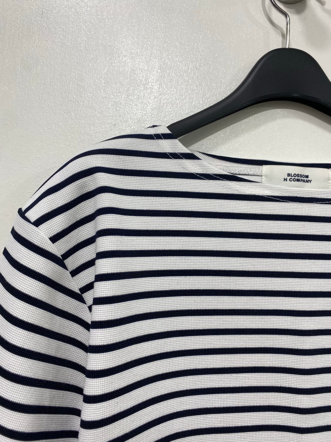 블러썸에이치컴퍼니 스트라이프 반팔티셔츠 M 상품이미지2