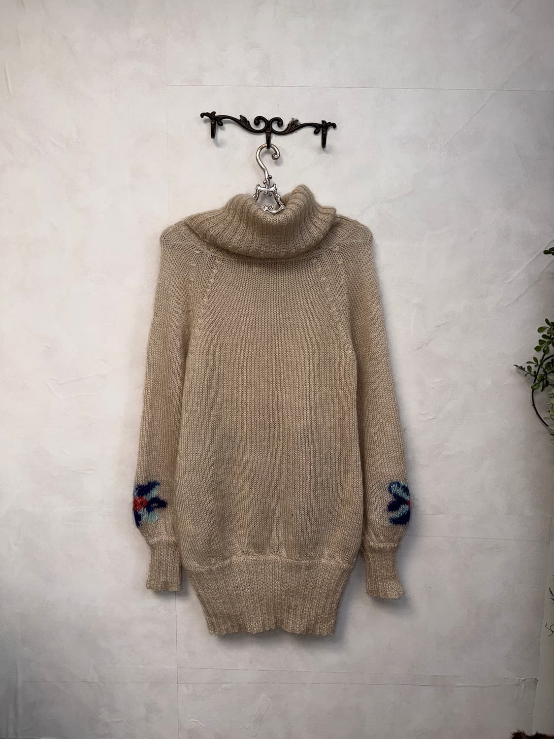 Beige bohemian floral mohair 오프숄더 ops 상품이미지6