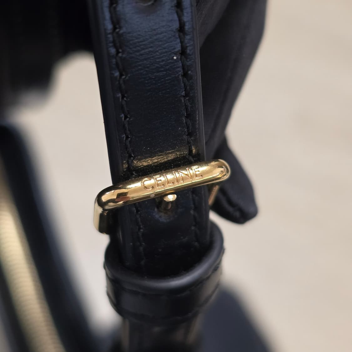 셀린느 미디움 틸리백 상품이미지4