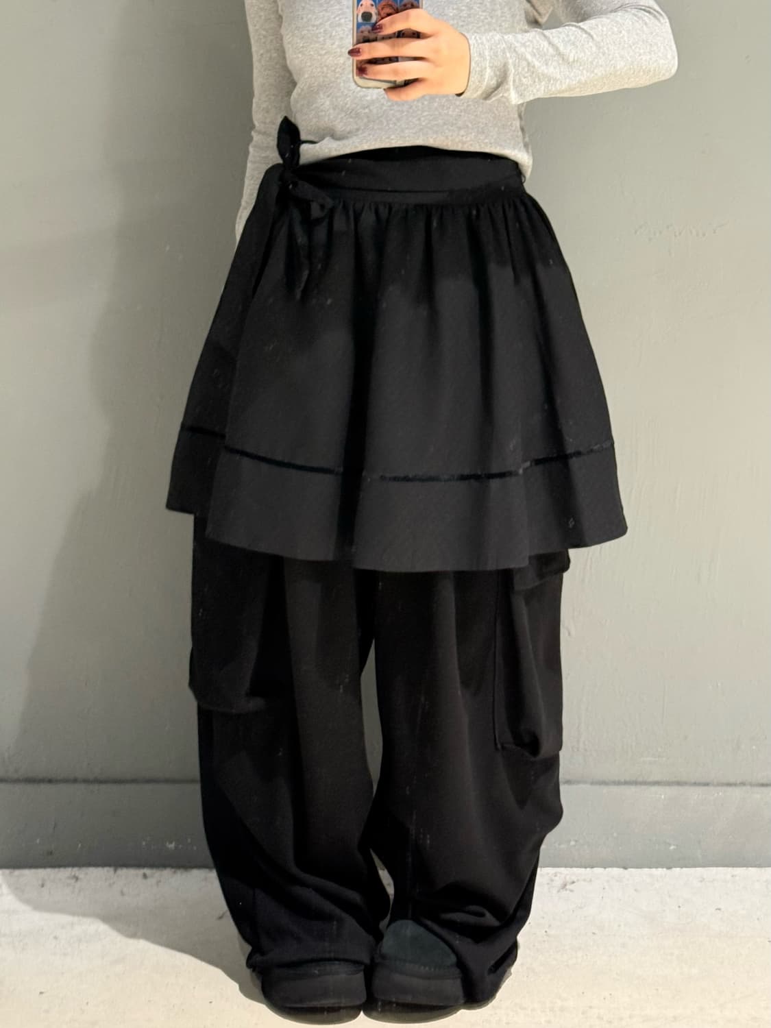 ribbon point flare-fit skirt 상품이미지1