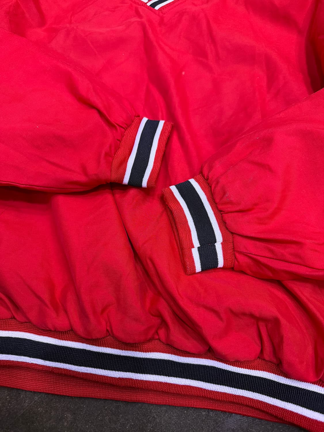 리복 클래식 올드스쿨 V넥 숄더 자수 웜업 바람막이 M 상품이미지6