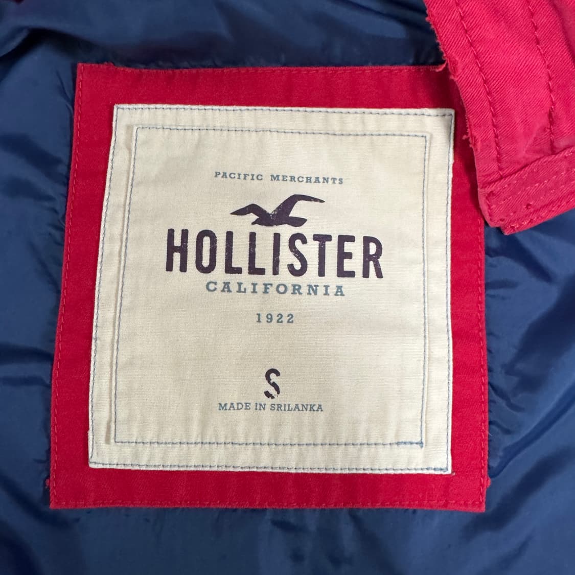 홀리스터 백 자수 레드 집업 자켓 상품이미지5