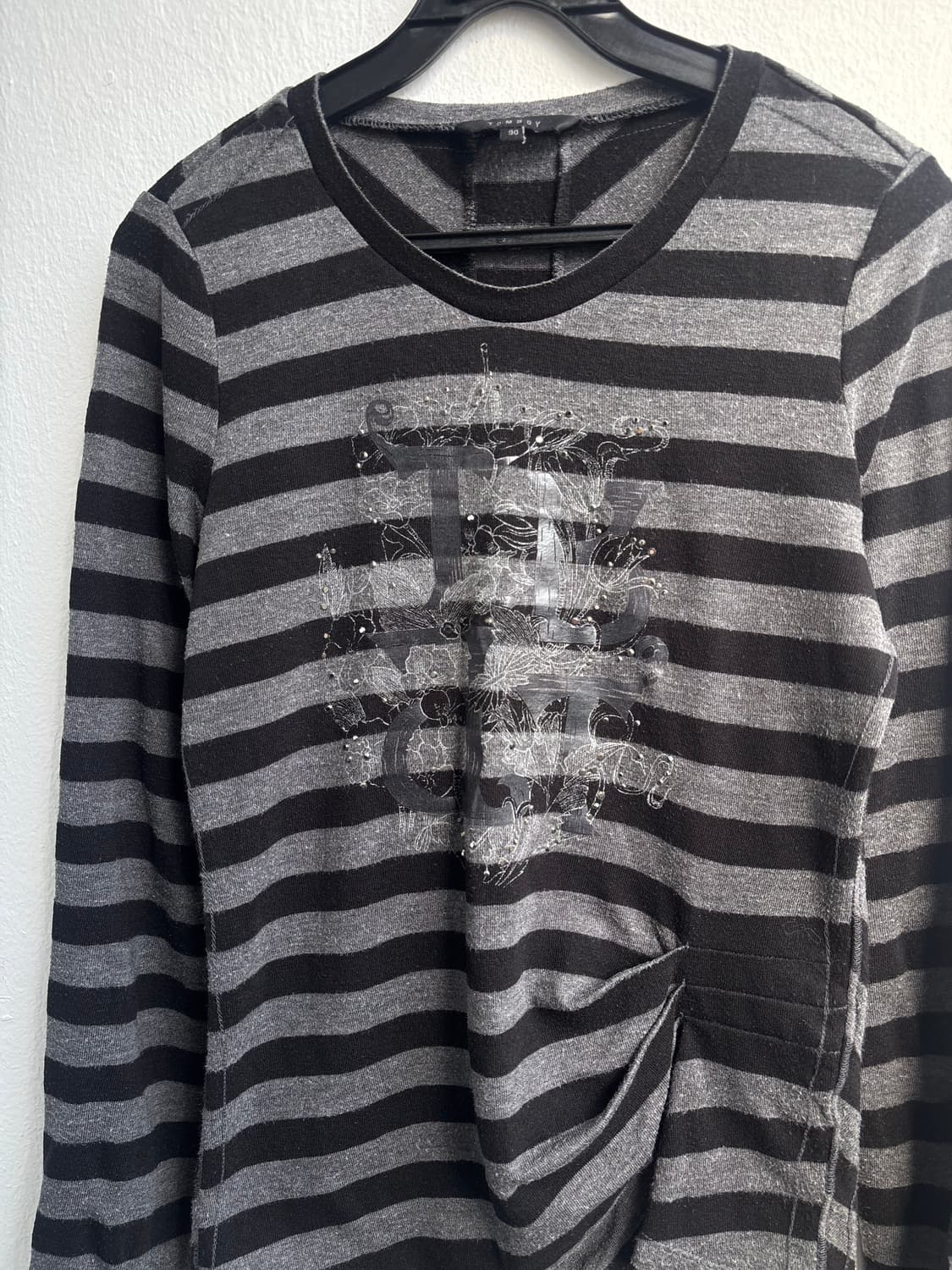 Tomboy Stripe Graphic Long Sleeve 상품이미지2