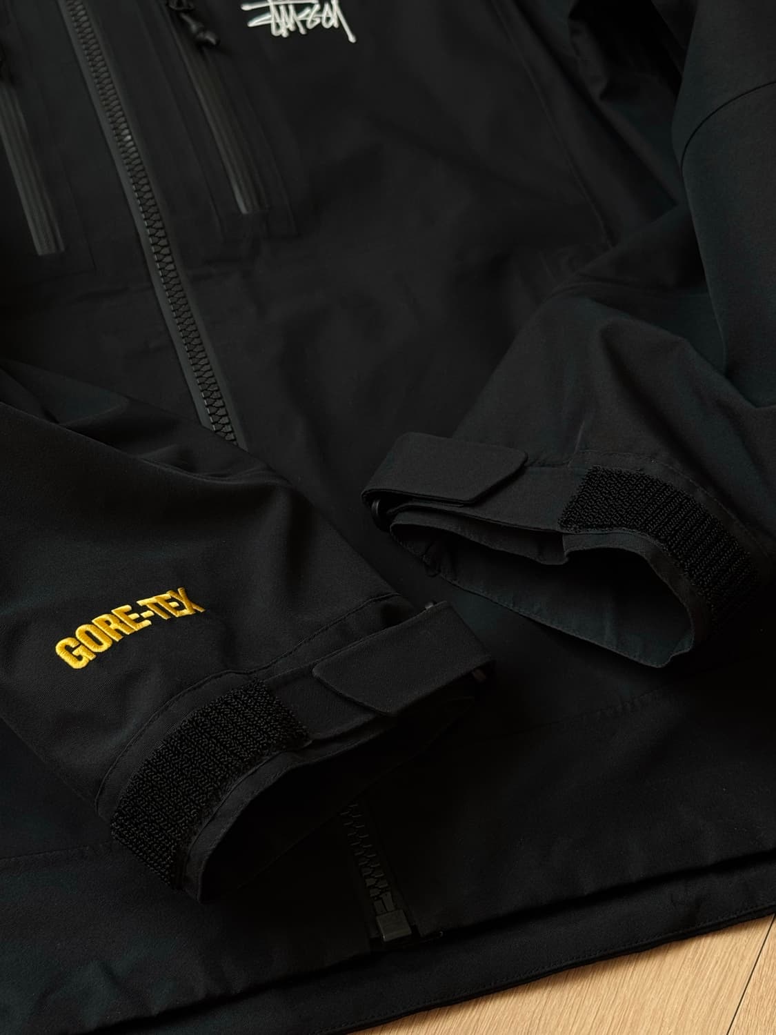 [S] 스투시 고어텍스 가이드 쉘 자켓 블랙 상품이미지5