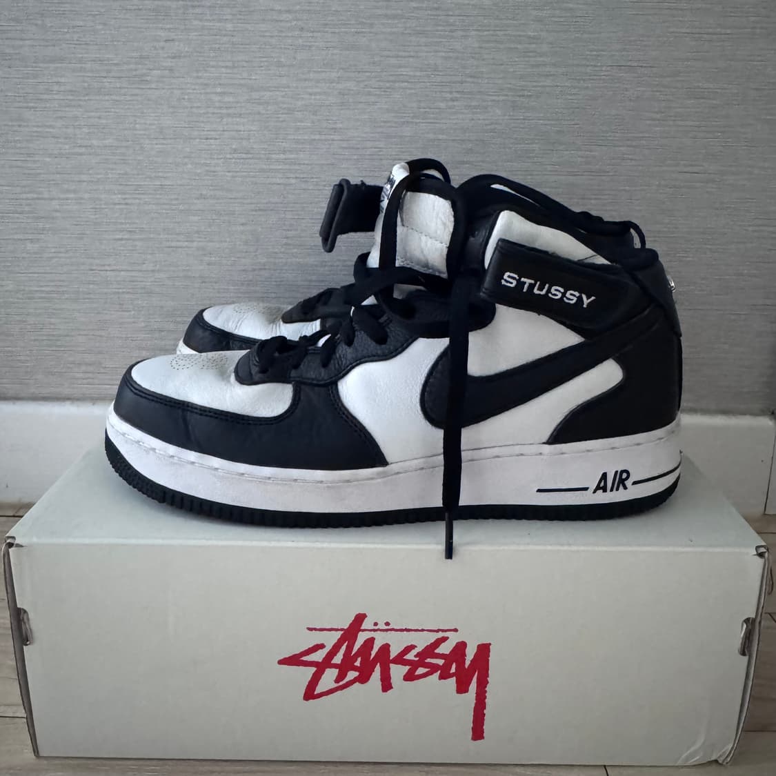 나이키X스투시 에어포스 상품이미지2