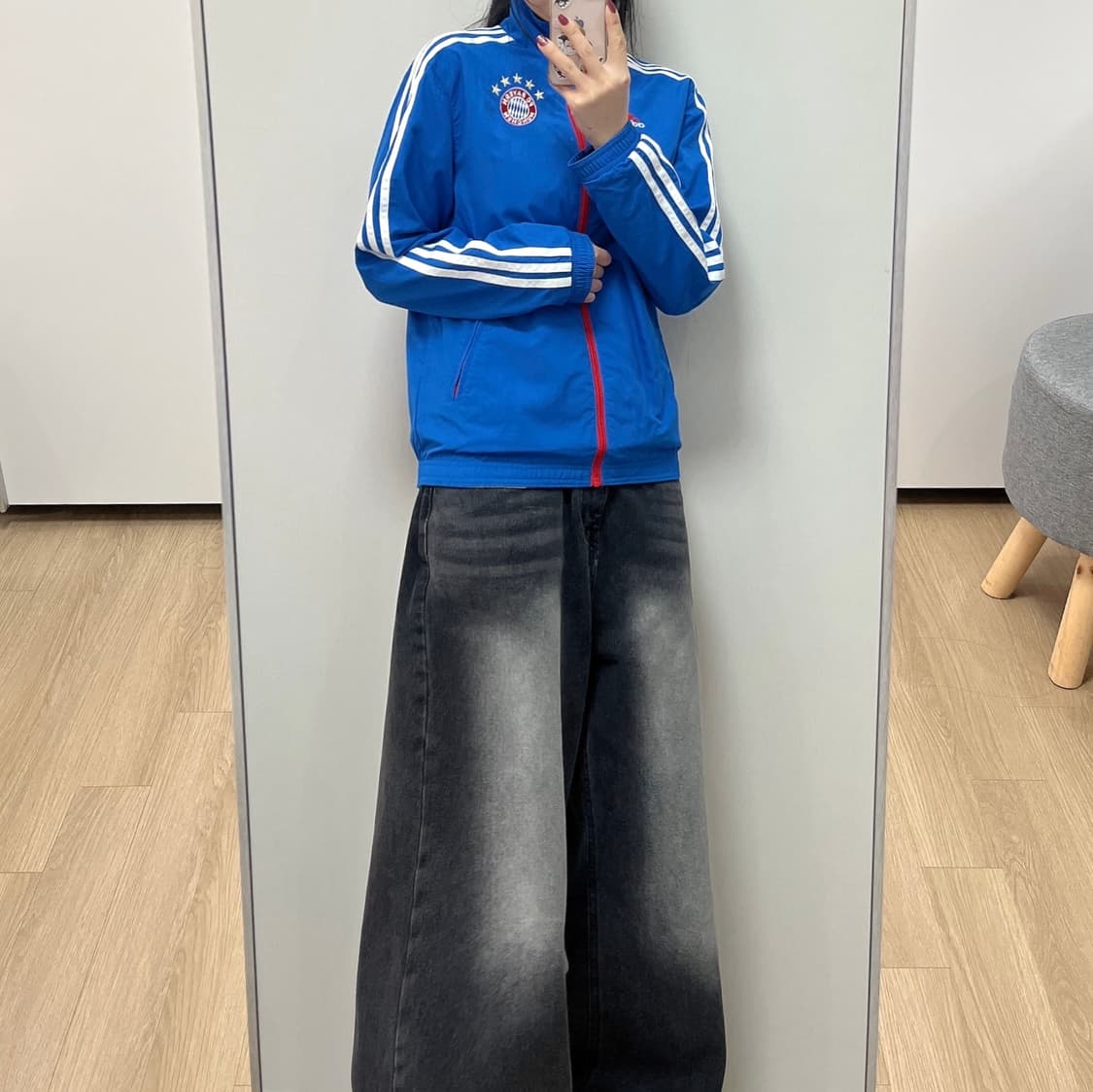 아디다스 22-23 바이에른 뮌헨 앤섬 리버시블 자켓 상품이미지1