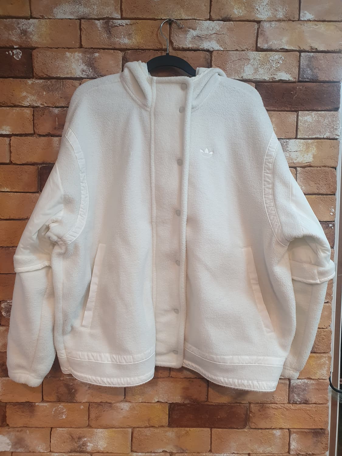 아디다스 뽀글이 후리스 자켓 아이보리  상품이미지1