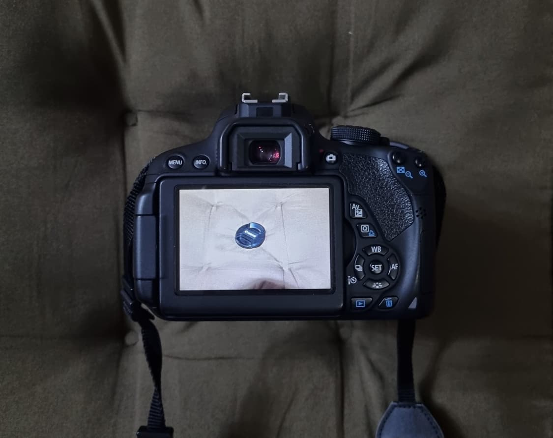 캐논 EOS 700D DSLR 카메라와 렌즈 팝니다. 상품이미지7