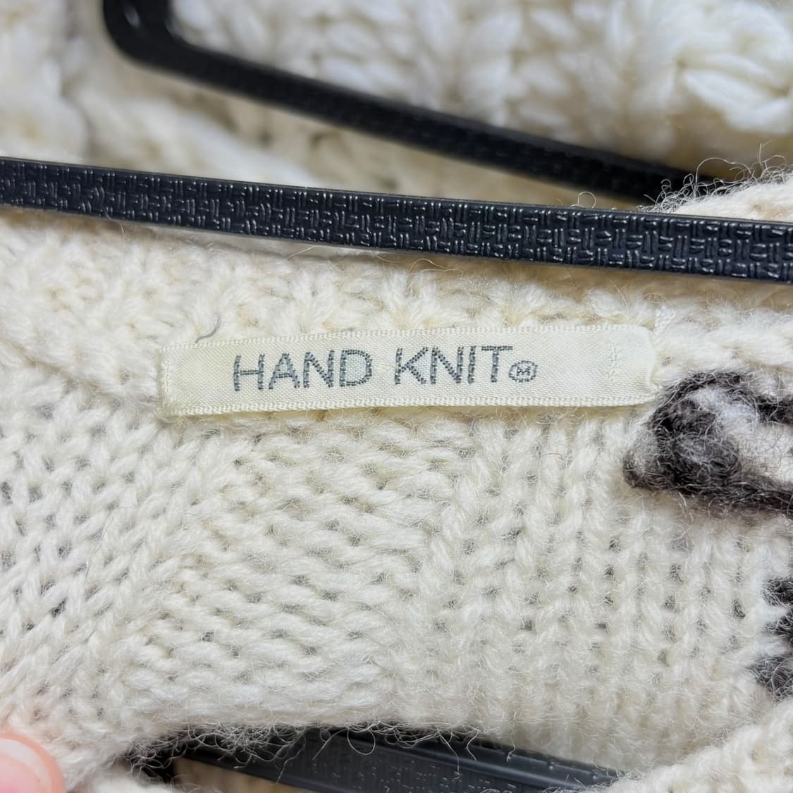 3670 핸드니트 울100 폼폼 니트가디건 상품이미지5