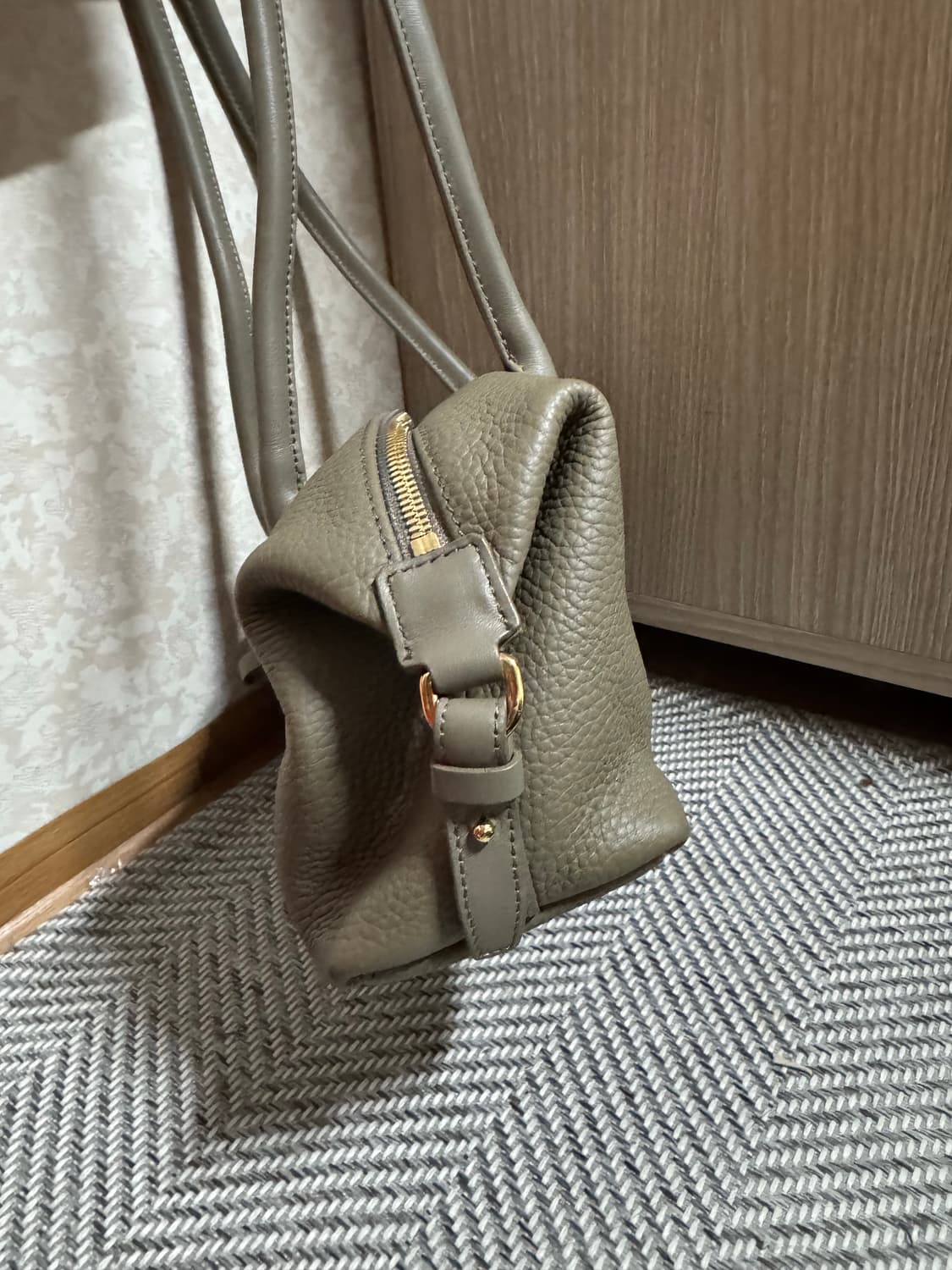 리네에 Linee 숄더백 상품이미지3