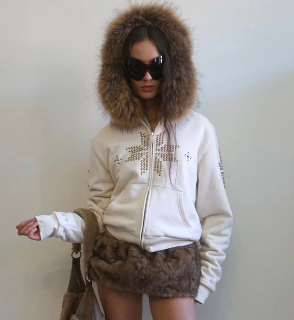 스컬프터 퍼 후드집업 화이트 상품이미지1