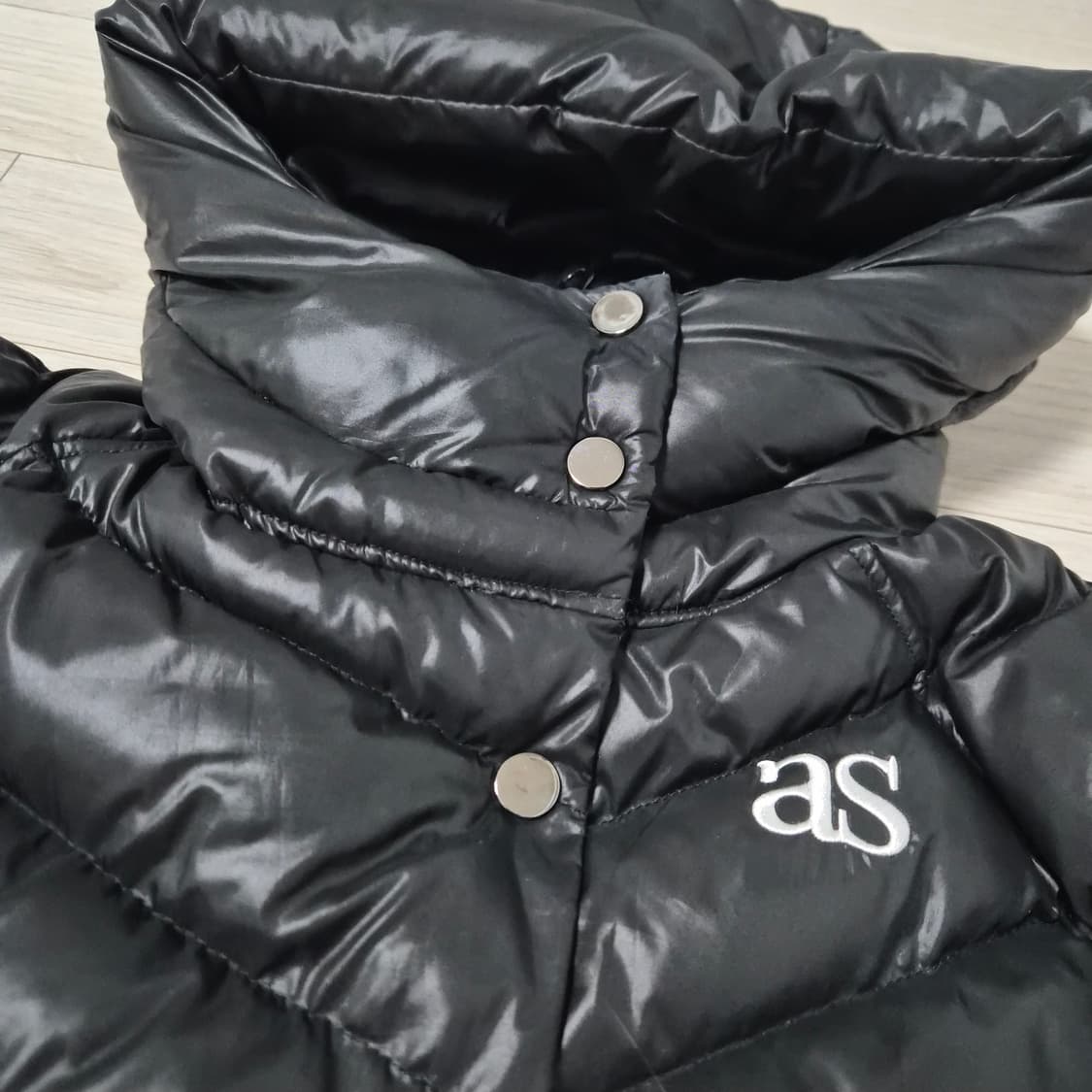 AS"ON SHORT PUFFER JACKET / BLACK 상품이미지2