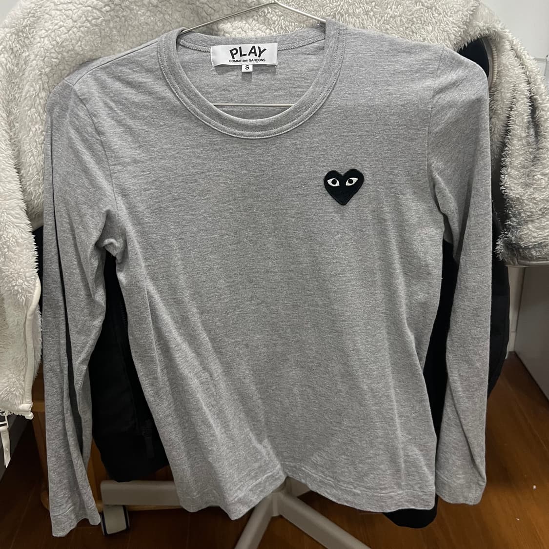 꼼데가르송 긴팔티 S 상품이미지1