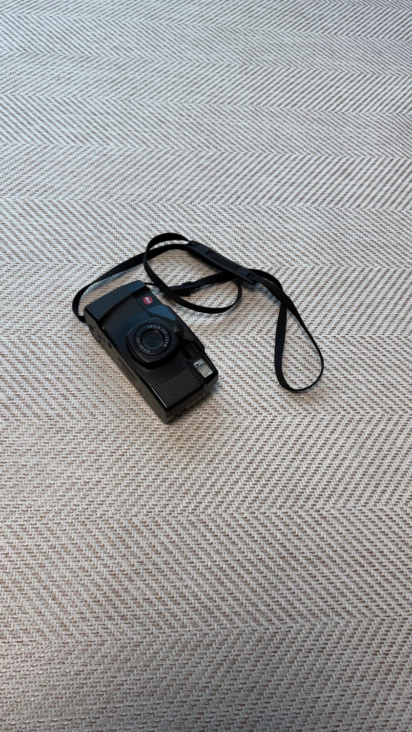 라이카 c2 zoom (카메라+케이스+스트랩+영문설명서+배터리) 상품이미지1