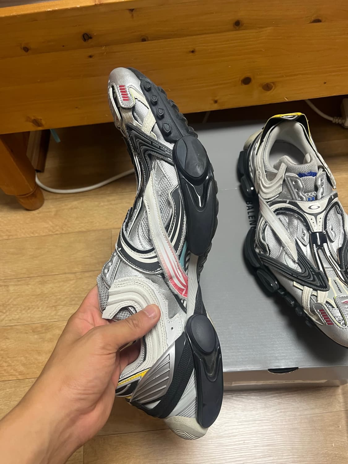 발렌시아가 렙타일 43 상품이미지3