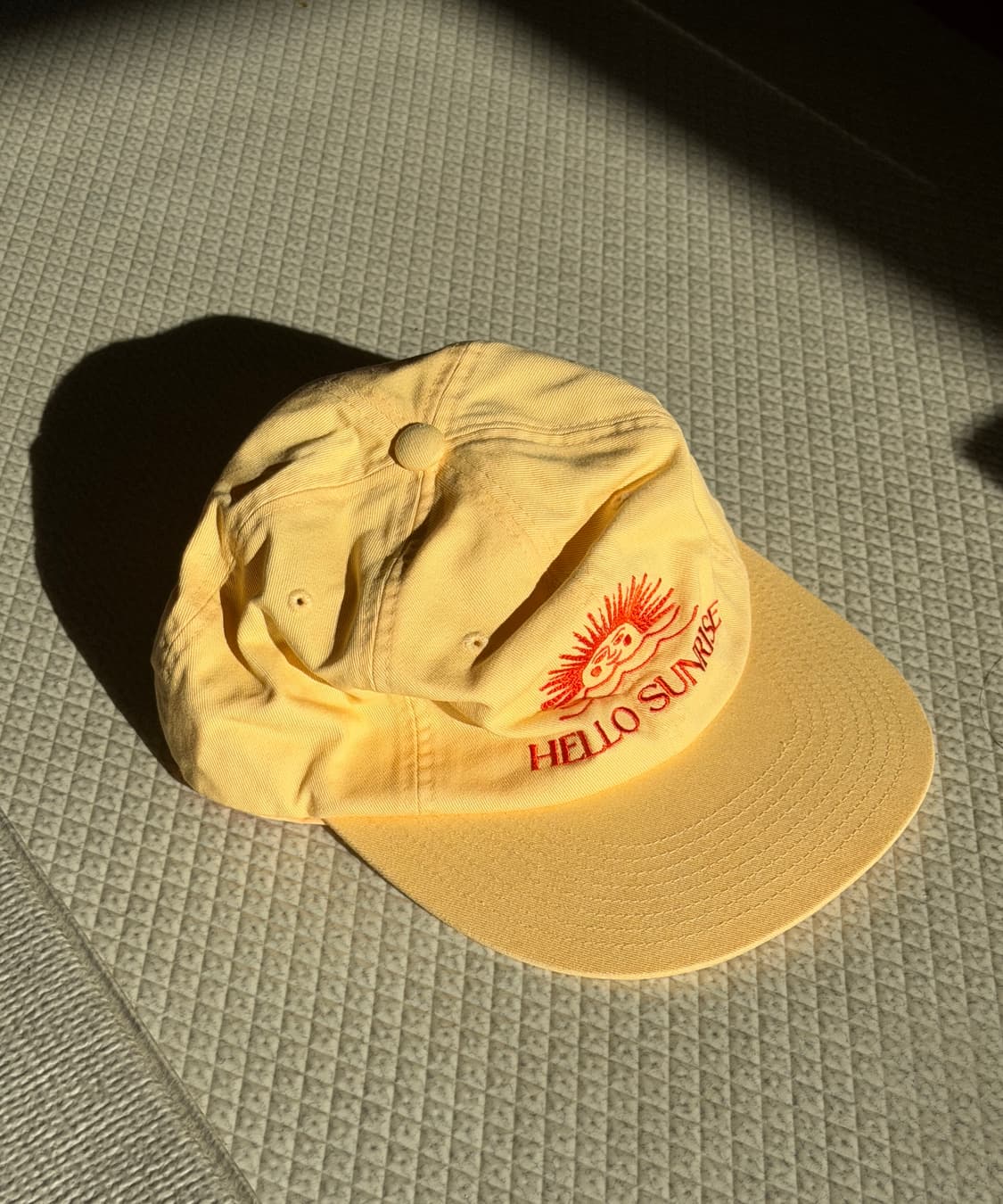헬로선라이즈 모자 옐로우 hello sunrise yellow 상품이미지1