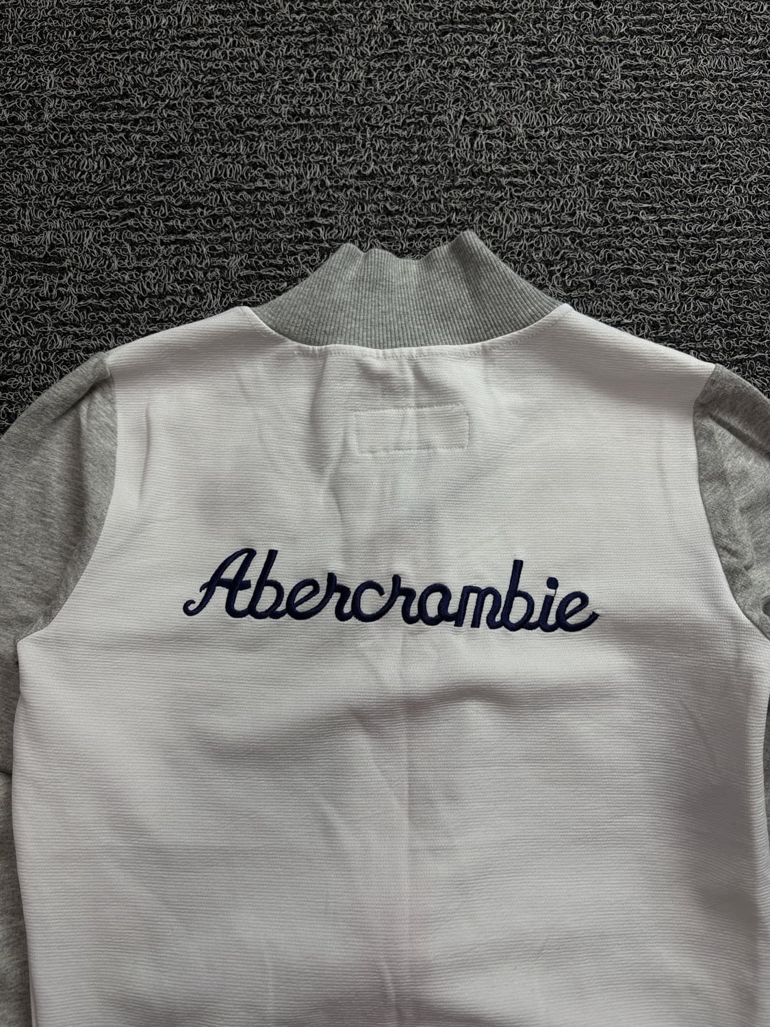 아베크롬비 Y2K 빈티지 배색 니트 집업 1694 상품이미지1