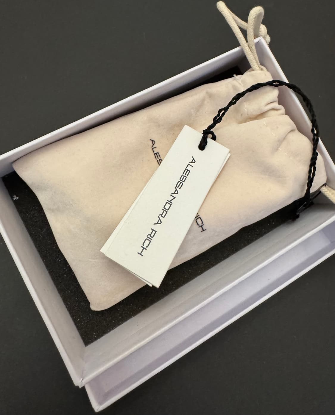 알렉산드로 리치 하트 이어링 상품이미지7