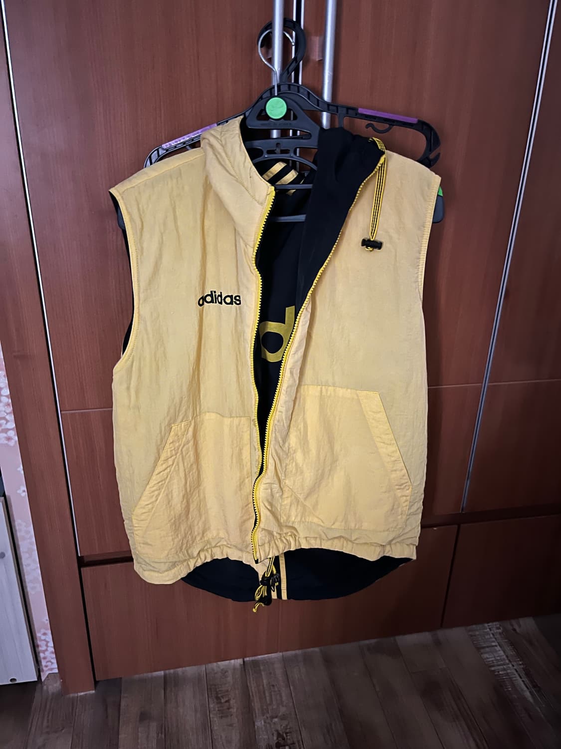 아디다스 빈티지 리버시블 패딩조끼 상품이미지1