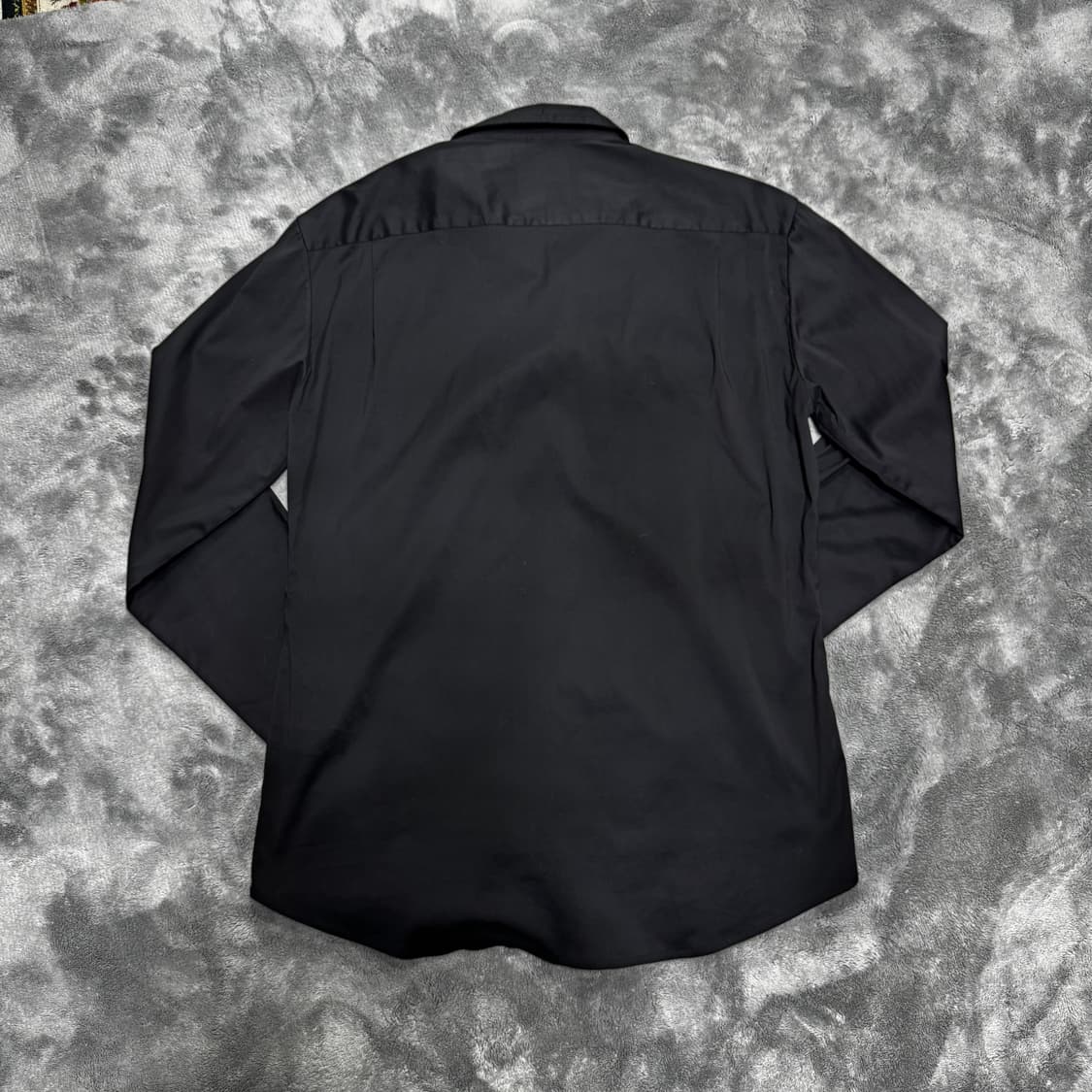 우영미 블랙 셔츠 상품이미지2