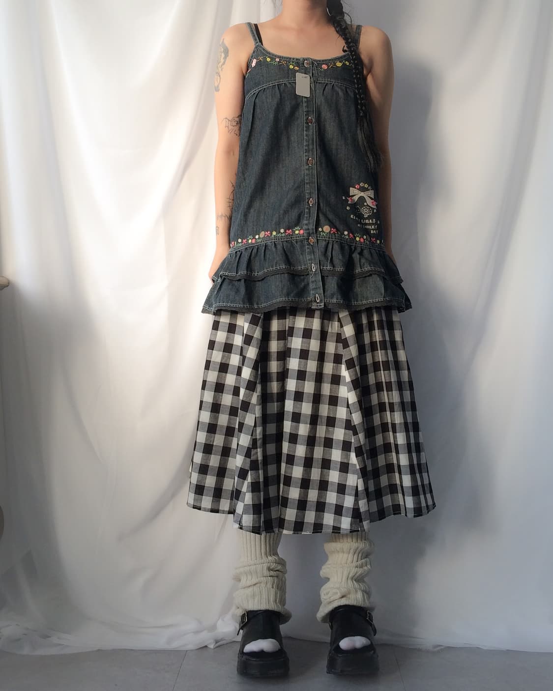 Embroidery point denim sleeveless one pi 상품이미지1