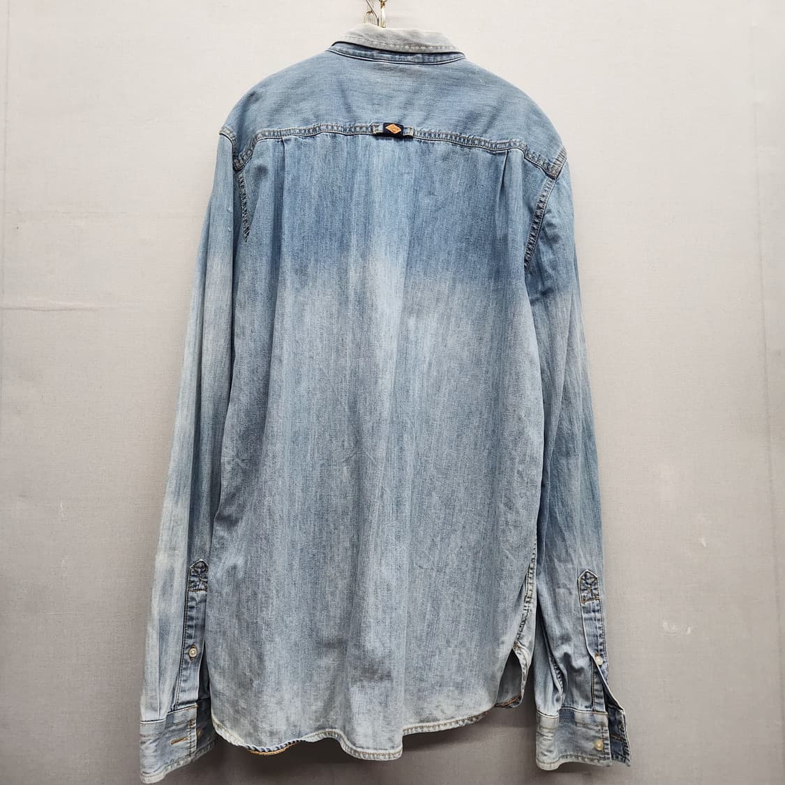 슈퍼드라이 원포켓 로고 데님 워싱 셔츠 L(L) 상품이미지3