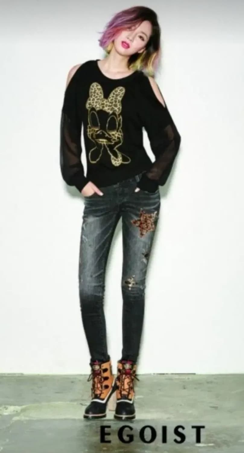 급처새상품!에고이스트X디즈니 콜라보 데이지덕 어깨트임 시스루 맨투맨티셔츠 상품이미지1