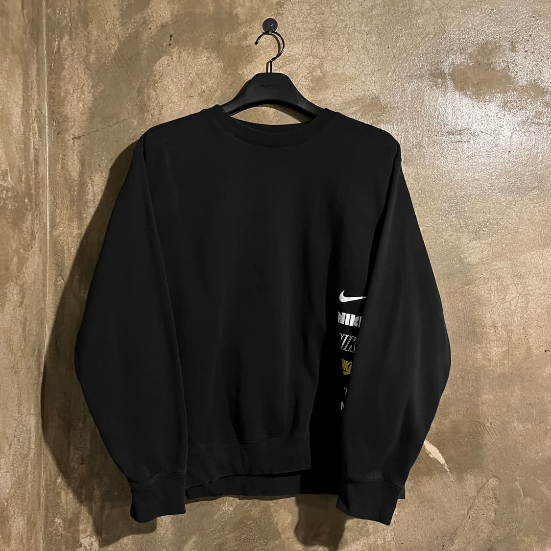 나이키 맨투맨 상품이미지1