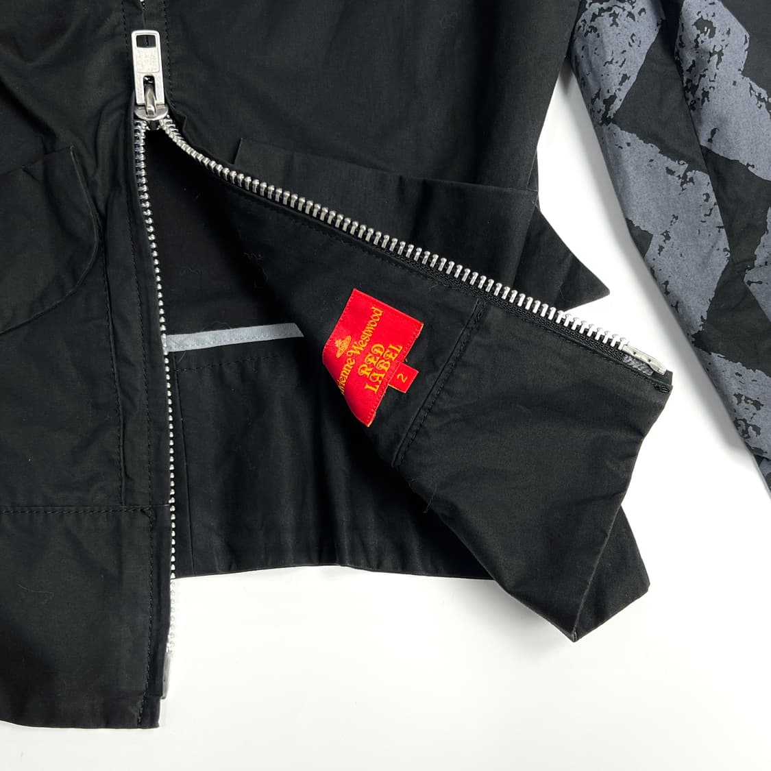 비비안웨스트우드 레드 라벨 하이넥 집업 자켓 상품이미지10