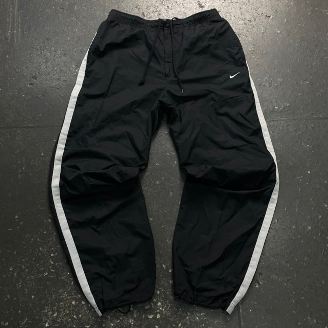 100 나이키 나일론 팬츠 상품이미지1